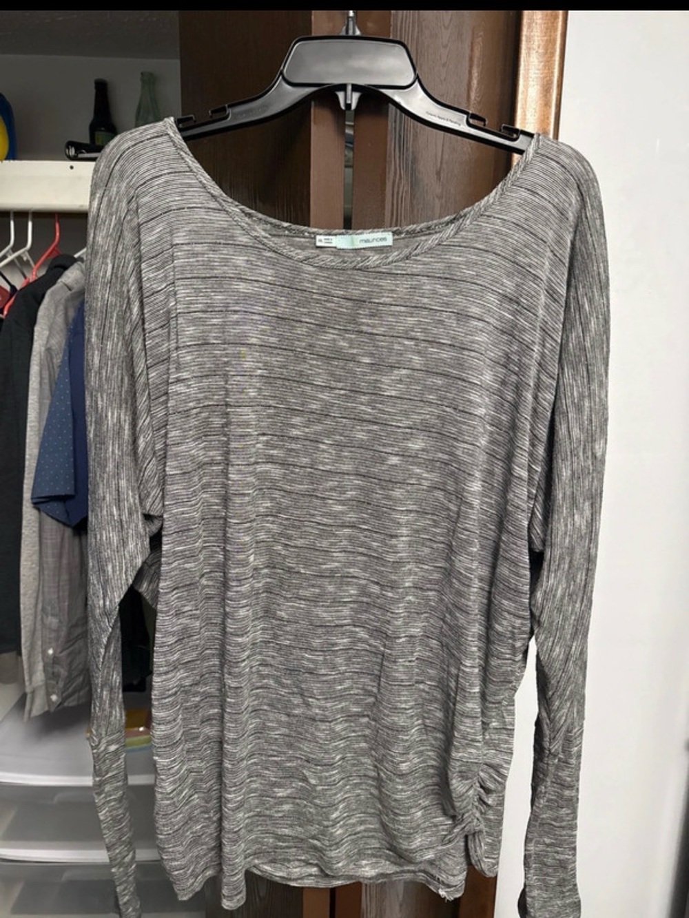 Maurices Heather Gray Long Sleeve Scoop Neck Top